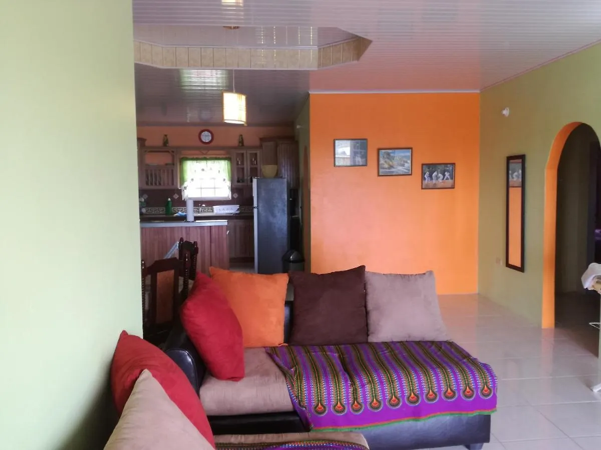 Pryme Paradise Apartamento Carnbee Village